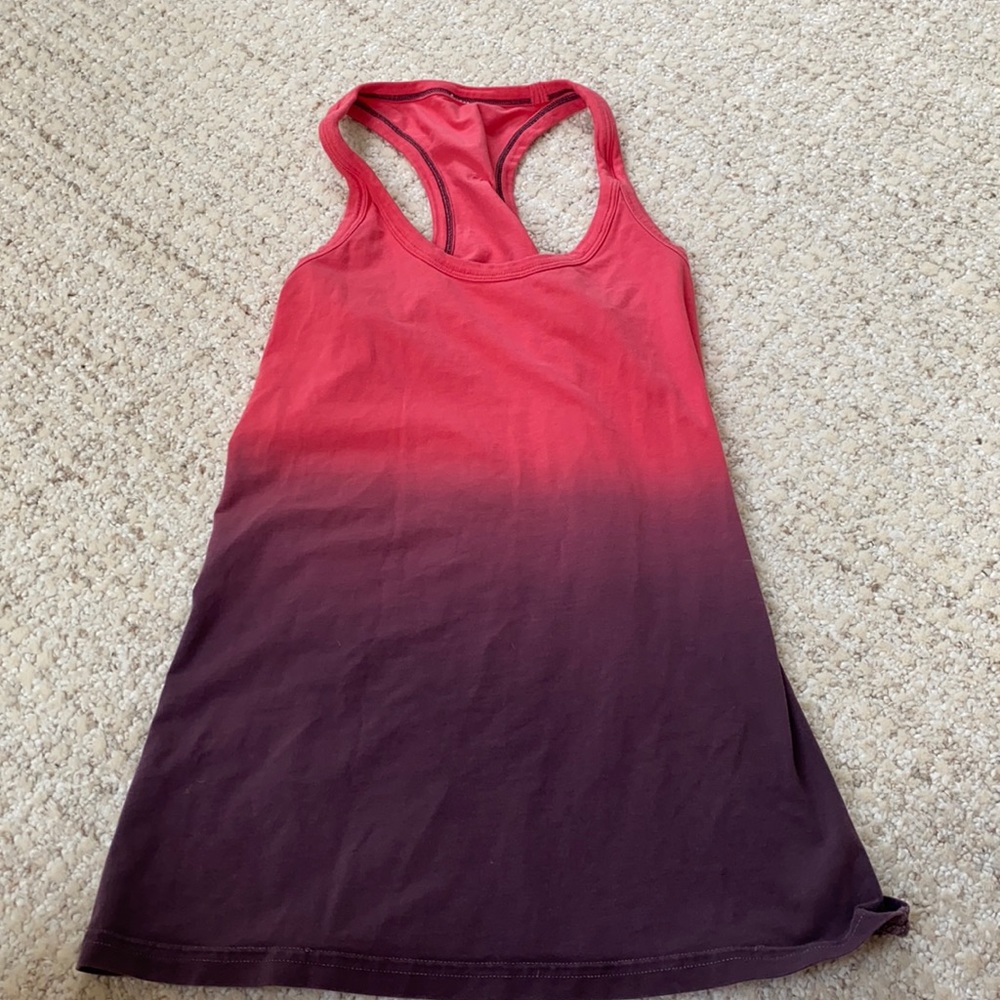 Lululemon tank